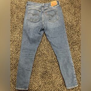 Levi’s 720 High Rise Super Skinny Jeans